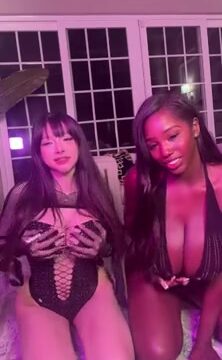 Asianbunnyx PPV With Ellie The Empress OnlyFans Video